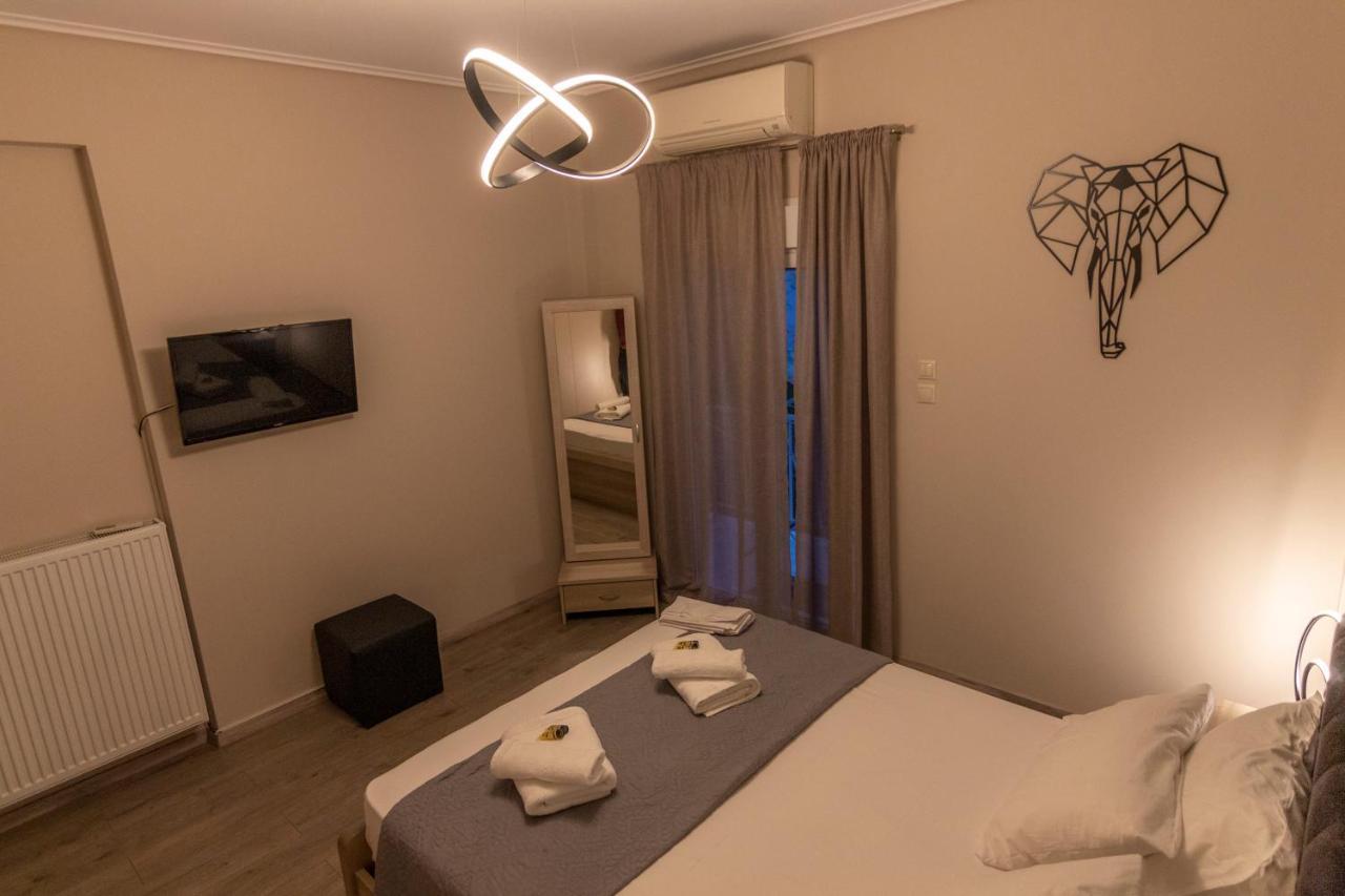 Luxury Apartment 10' From The Center! Athene Buitenkant foto