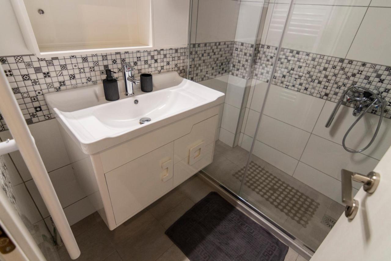 Luxury Apartment 10' From The Center! Athene Buitenkant foto